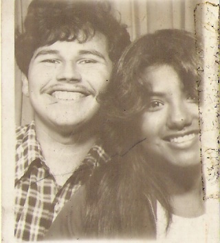 Lidia and Richard before we married on 5/1980.