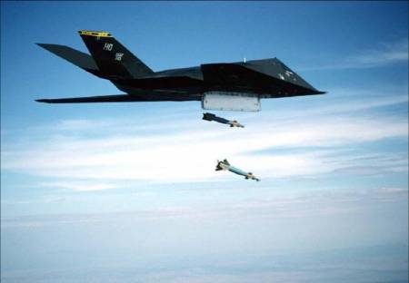 F-117 dropping GBU-27's