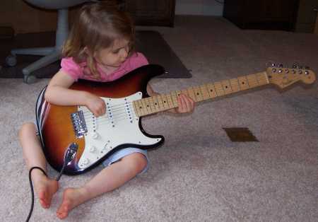 Greer *playing* my Strat