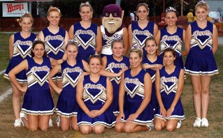 SMHS Cheerleaders for 2005-06