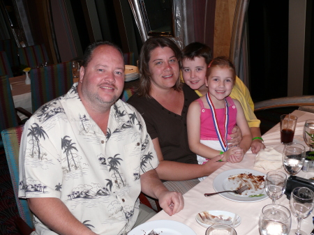 Family at dinner on cruise