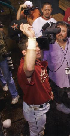 Biggio Final farewell wave.... it's a job