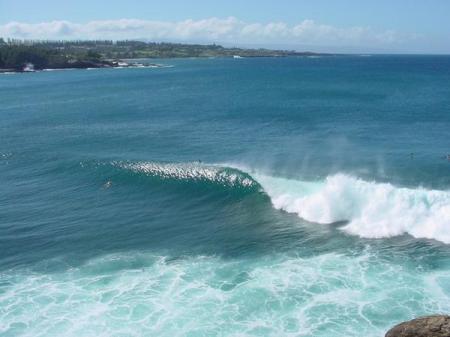 my favorite wave to surf HONOLUA BAY