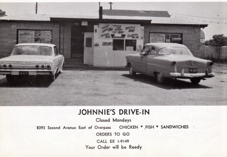 Johnnie's Drive In