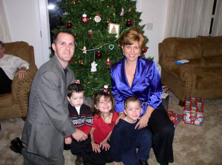 Christmas Picture of family 2005