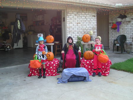 Halloween Gang 2004