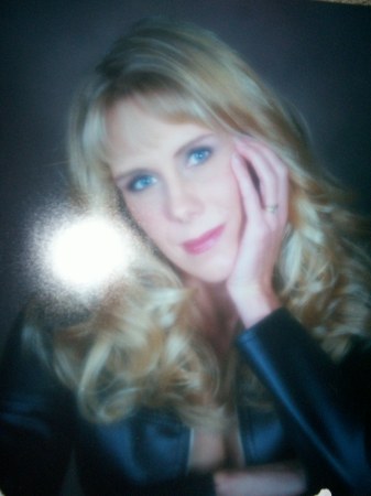 Lisa Donahue's Classmates® Profile Photo