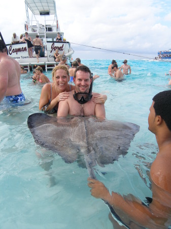 Honeymoon in Grand Cayman with the "Stingrays!"