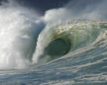 Waimea Bay Shorebreak