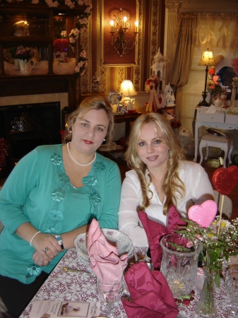 My sister Nicole and I celebrate our birthday together this year!