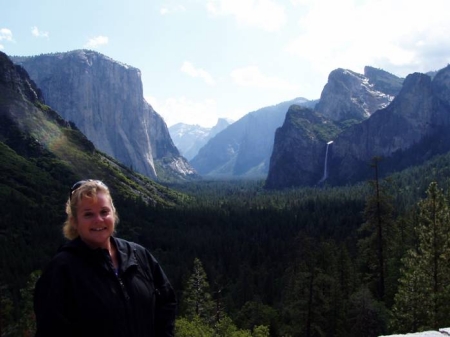 Robin's first time entering Yosemite Valley