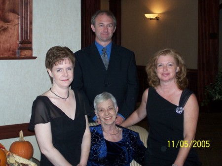 The Maxwell Family (Mary,Bill,Debbie and Mom)