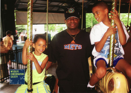 jeff & children at  bx zoo 2007