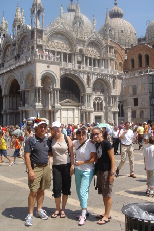 Me & Shar with girls Venice 2006