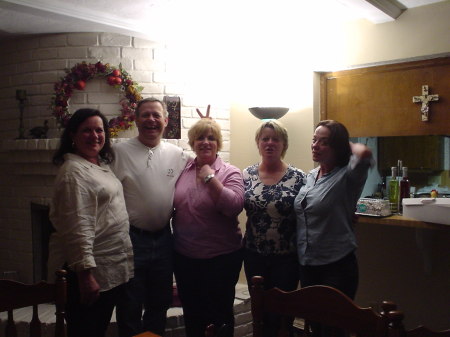 There we are, all five of the siblins.  Diana, Bobby, Deborah, Mary Ann and Twanna, all still kicking