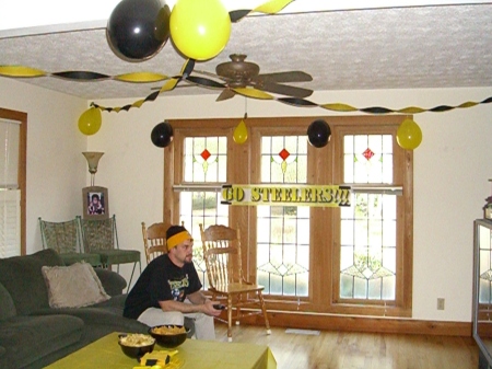 Waiting on the guests to arrive, Steelers-Superbowl 2006