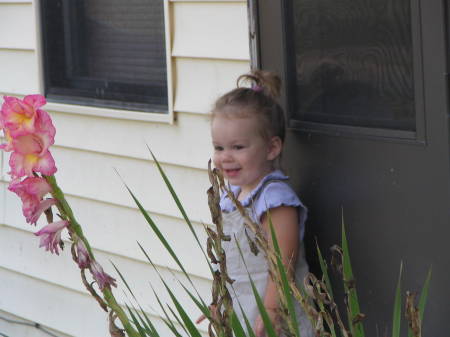 Peeking threw the flowers at MaMaw