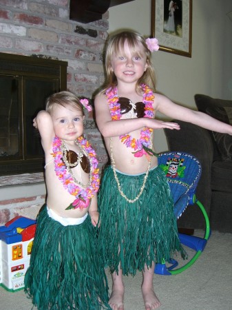 Hula Girls