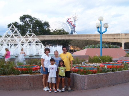 Me, Stacy and my kids Epcot 05