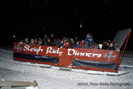 sleigh ride steamboat wedding