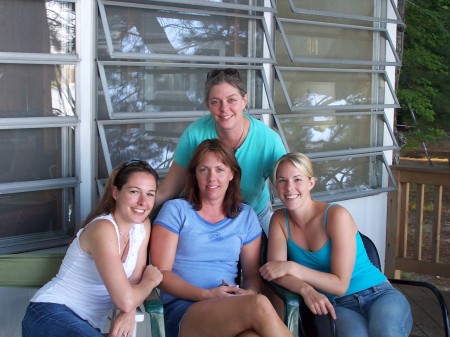 4 sisters 2005