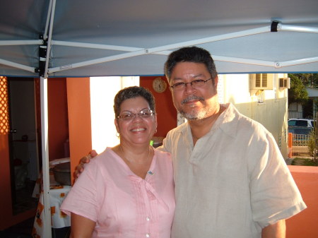Con mi esposo Rafael - With my husband