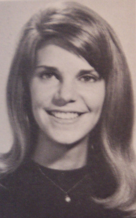 Lynda Haneman's Classmates profile album