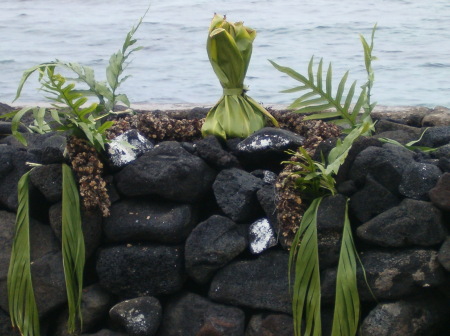 Offerings to Aina
