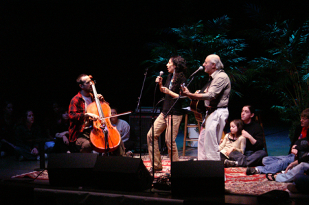 Peter Yarrow performing at the Shannon Center