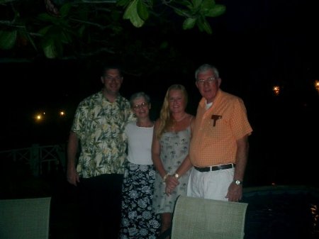 Amy w/brother and mom&dad 2006