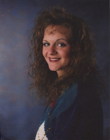 Lori Russell-Head's Classmates profile album