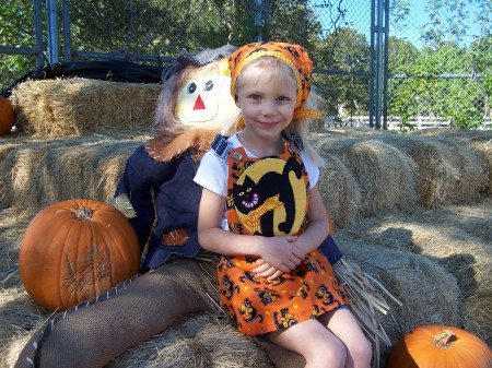 Elizabeth at Pumpkinville in Argyle. 10/06