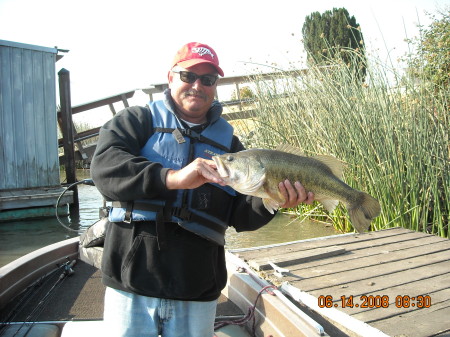 PRO BASS FISHERMAN KING LORD BORG CLASS OF 71