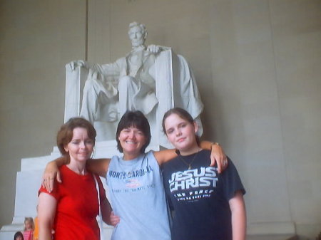 Neices and me at the Lincoln Memorial