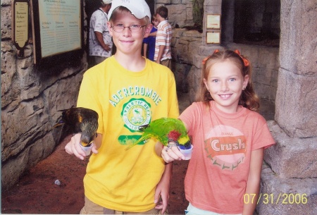 Robbie and Dana at Newport Aquarium