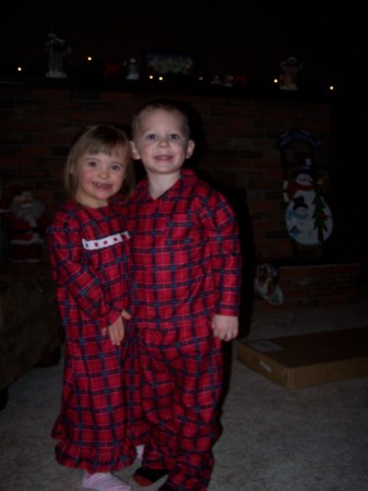Kaylee & Brandon Christmas 2006