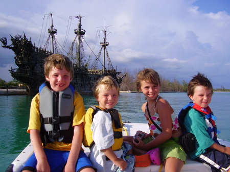 Kids in from of Ghost Ship, in Bahamas
