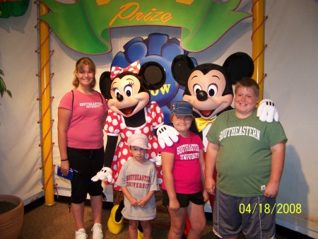 The kids w/ Mickey and Minnie