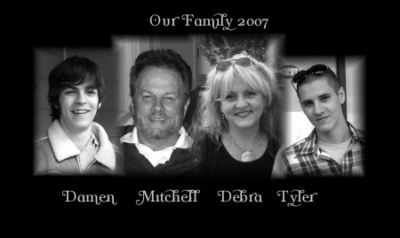 2007-ourfamily(jpg)