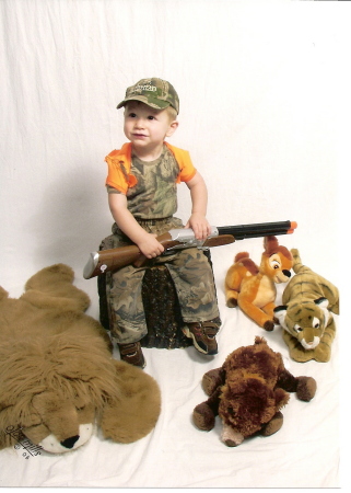 Daddy's little hunter!