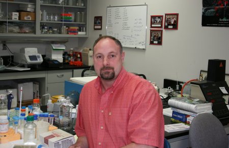 Me in lab (Dept of Cell Physiology and Molecular Biophysics) at Texas Tech University School of Medicine April 2007