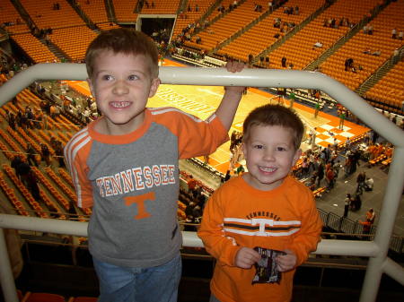 Bailey and Griffin 1st UT game