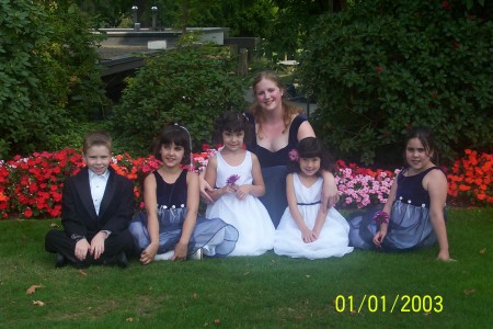 The junior wedding party