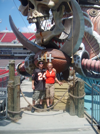 ME AND CAT AT THE BUCCANEER FANFEST!