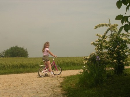 Lily on her bike fall 06