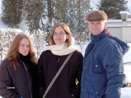 Lewis with daughter's Sarah (left) and Jessie in Bavaria, Germany