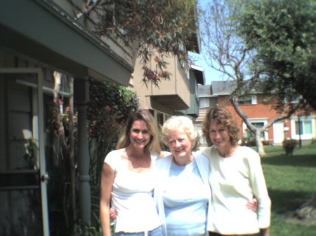 Me, Mom and sister Kathy