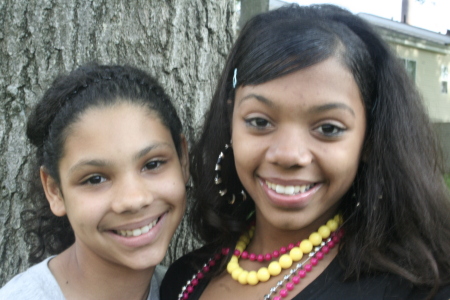 ME OLDER 2 BEAUTIFUL GIRLS