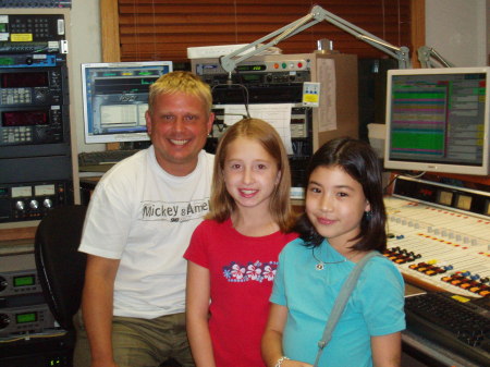 Taylor (my 10 year old), her friend and Mickey from 98ROCK! (Summer 2006)