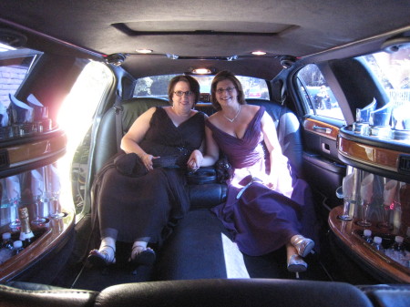 phyl and deb in limo